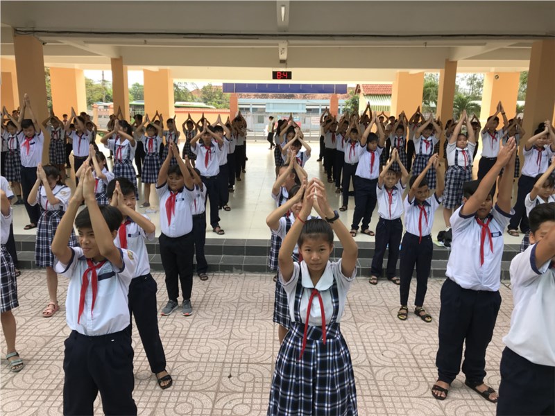 Một số hình ảnh quá trình tự đánh giá năm học 2015-2016