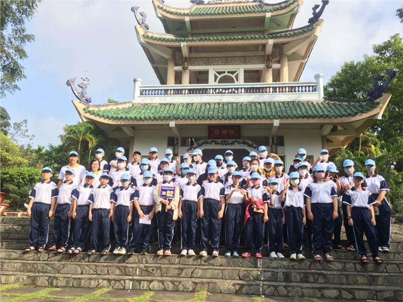 <a href="/ngoai-khoa-khoi-6/du-khao-khoi-6-nam-hoc-2022-2023-di-tich-van-mieu-tran-bien-safari-vuon-xoai-ho/ctfull/64380/588512">Du khảo Khối 6 Năm học 2022 - 2023: DI<span class=bacham>...</span></a>