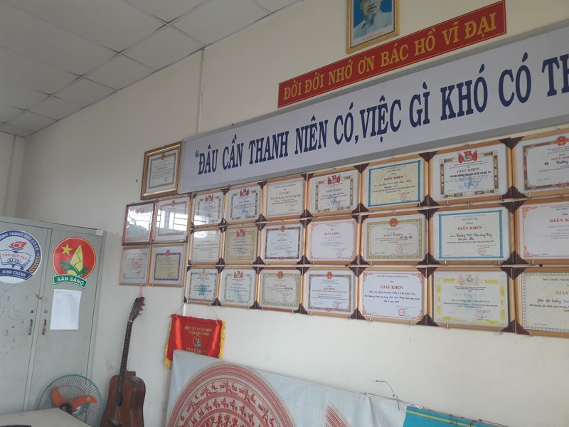 Một số hình ảnh quá trình tự đánh giá năm học 2016-2017