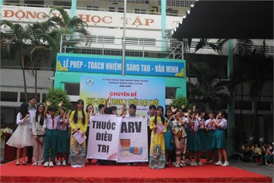 Chuyên đề CLB Sinh học “Hưởng ứng Tháng hành động Quốc gia phòng chống AIDS năm 2023”.