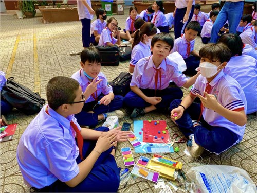 Khoa học vui - Sắc màu tên lửa nước - Mô hình nguyên tử