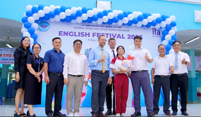 Ngày 28 tháng 03 năm 2025, Trường Trung học cơ sở Huỳnh Văn Nghệ phối hợp với Trung tâm Anh ngữ ILA tổ chức Ngày hội nói tiếng Anh . Cùng ngày, nhà trường phối hợp với Ủy ban nhân dân Phường 14, Ban Đại diện phụ huynh và 4 khối ... trong nhà trường tổ chức gian hàng Phiên chợ không đồng với khẩu hiệu Ai dư cho đi, ai cần cứ lấy nhằm giúp đỡ cho các em học sinh có hoàn cảnh khó khăn.