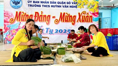Hoạt động gói bánh chưng Mừng Đảng - Mừng Xuân Ất Tỵ 2025