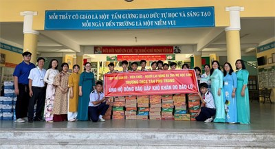 Trường THCS Tân Phú Trung phát động chương trình ủng hộ đồng bào vùng lũ