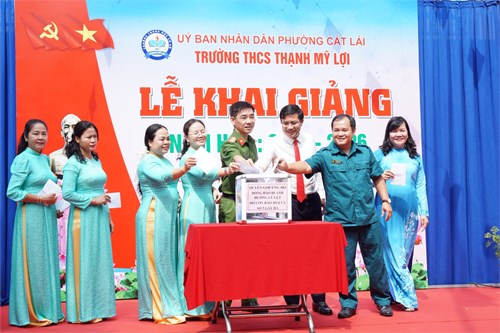 Trường thcs thạnh mỹ lợi phát động quyên góp ủng hộ đồng bào bị ảnh lũ lụt do cơn bảo số 4 và số 5