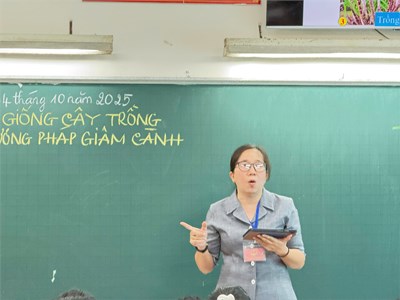 Thao giảng Công nghệ: Nhân giống cây trồng bằng phương pháp giâm cành (Cô Nguyễn Thị Vĩnh An trình bày)