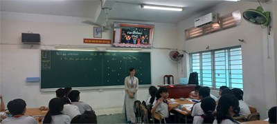 Thao giảng Toán: Tia phân giác (cô Nguyễn Thị Nhàn trình bày)